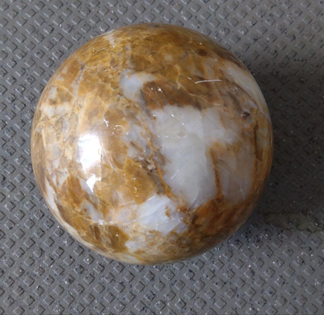 天然石　パワーストーン　ボールと台座　イエローストーン