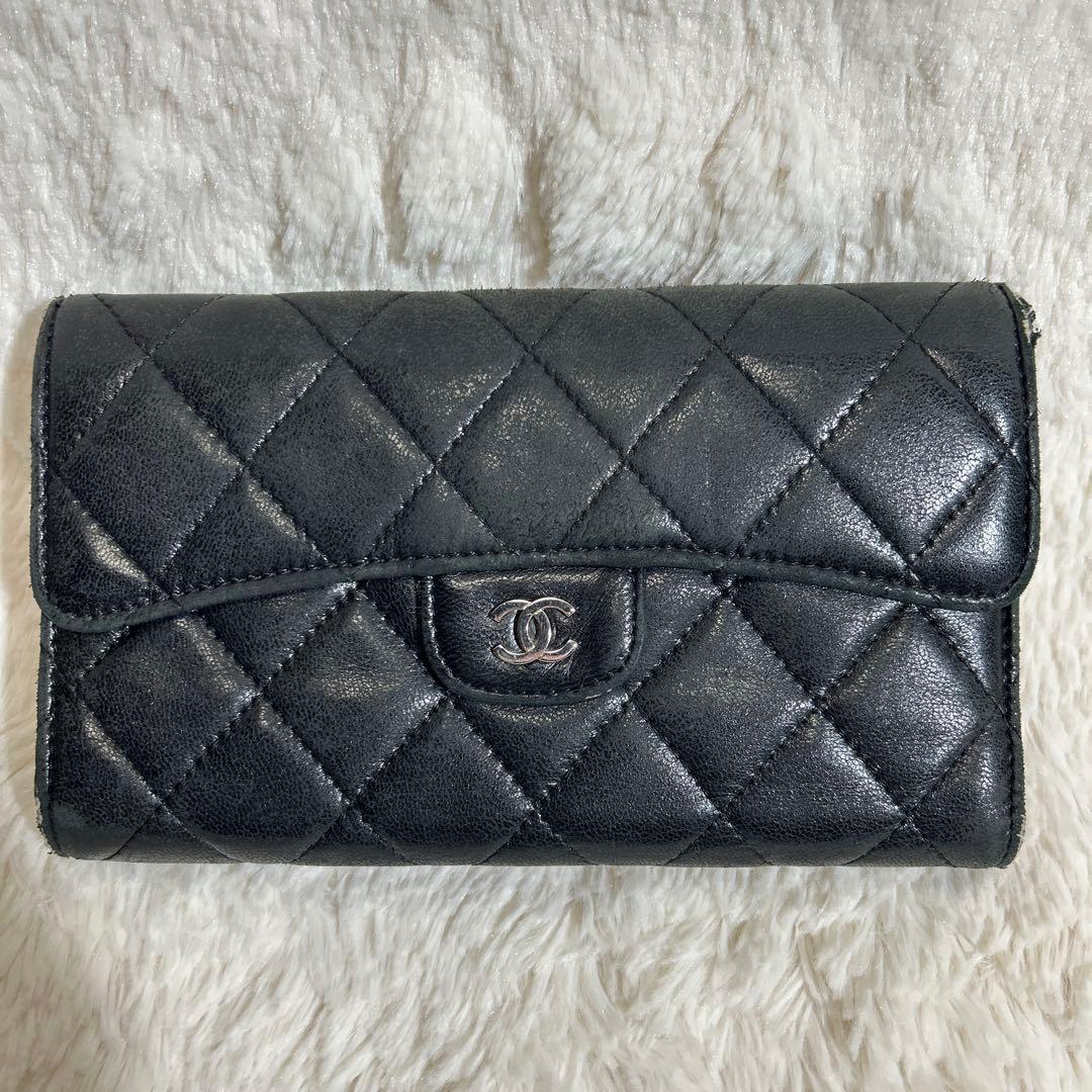 CHANEL ココマーク ラムスキン マトラッセ 三つ折り 長財布