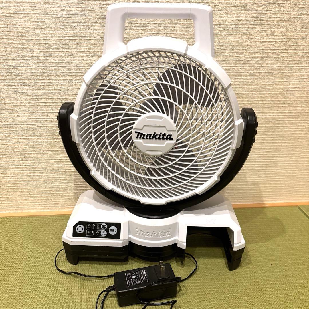 マキタ コードレスファン CF203D ACアダプター付き。