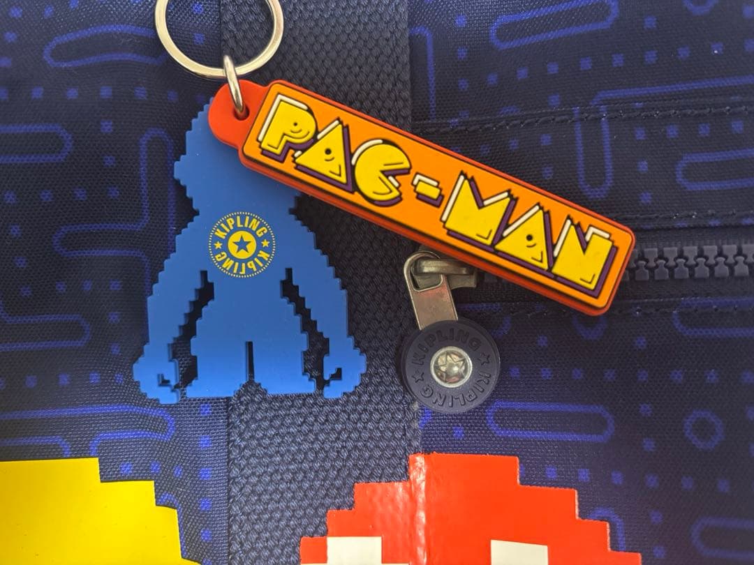 最終値下げ　Kipling Pac-Man ボストンバッグ パックマンキプリング