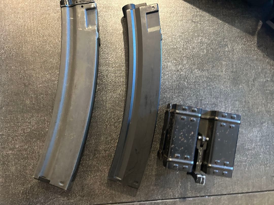 【美品】東京マルイ MP5A5 スタンダード 箱・多弾マガジン・クランプ付