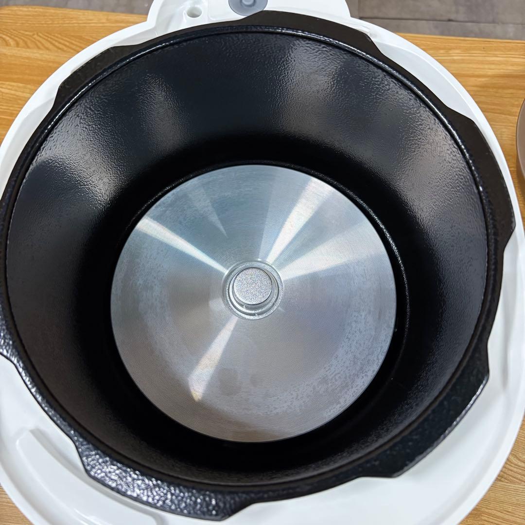 一都三県限定　配送無料　電気圧力鍋　siroca シロカ　2022年製　5.0L