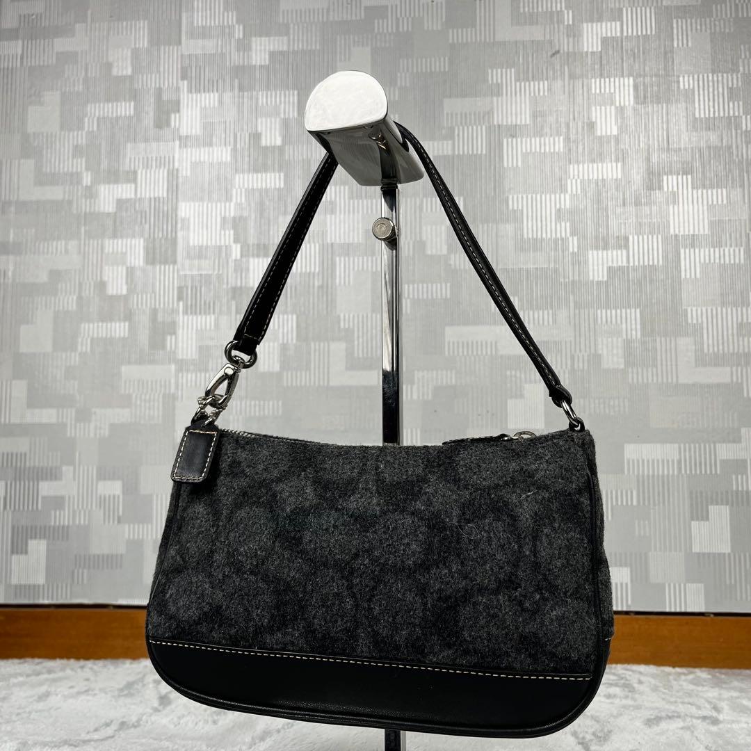 COACH コーチ アクセサリーポーチ ウール ブラック 黒 シグネチャー