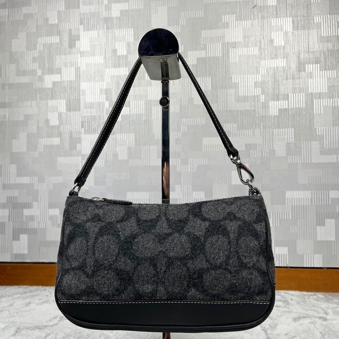 COACH コーチ アクセサリーポーチ ウール ブラック 黒 シグネチャー