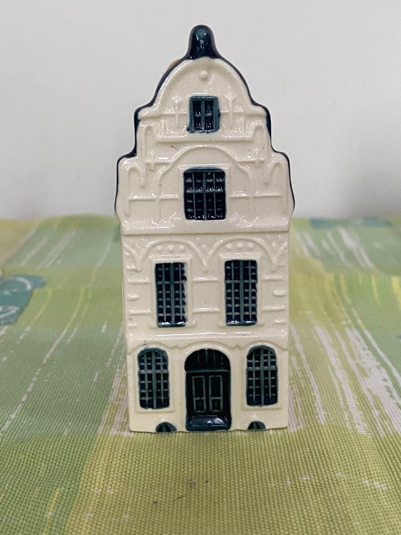 KLMオランダ航空　デルフト焼　ミニチュアハウス