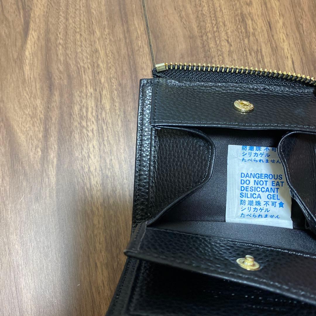 ケイタマルヤマ　パンダ刺繍　ミニ財布