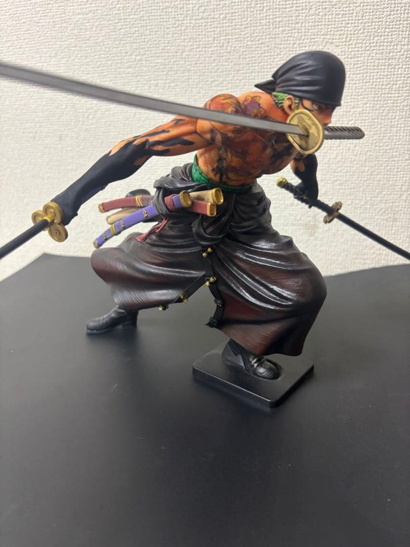 ワンピース　グランディスタ　ゾロ　フィギュアリペイント