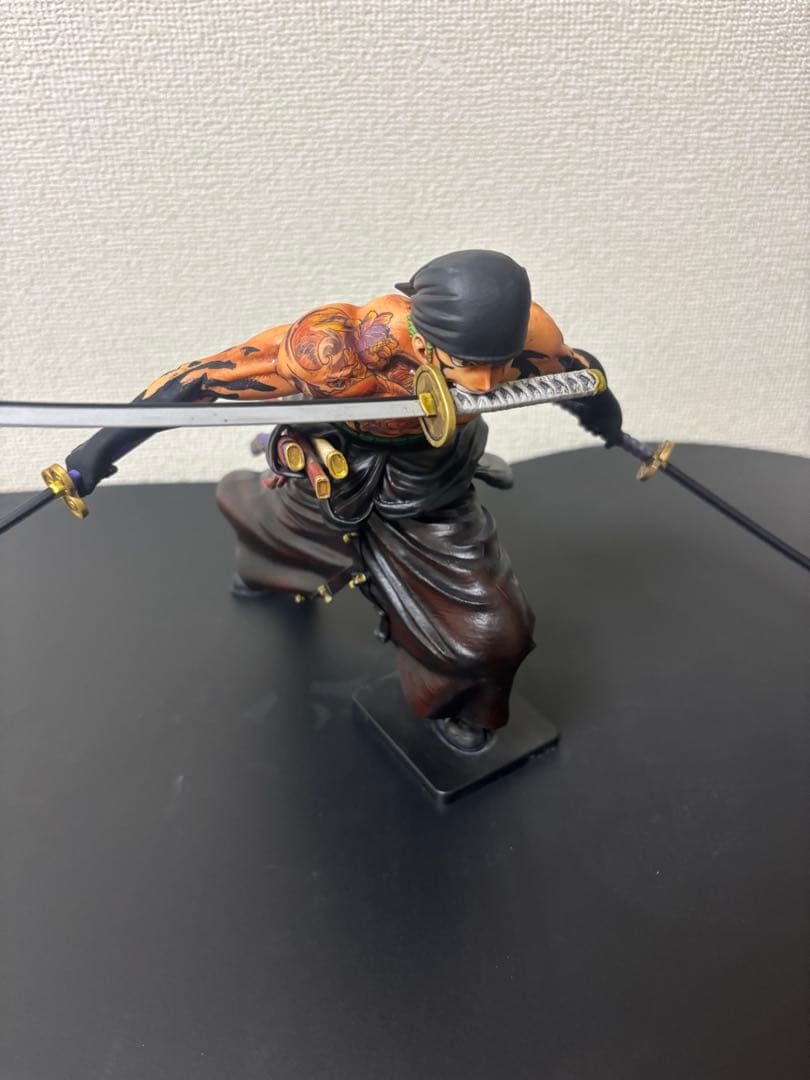 ワンピース　グランディスタ　ゾロ　フィギュアリペイント