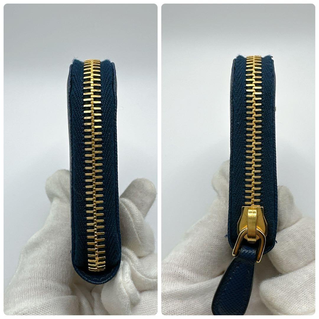 極美品✨PRADA ケース 三角ロゴ ラウンドジップ ミニ財布 サフィアー