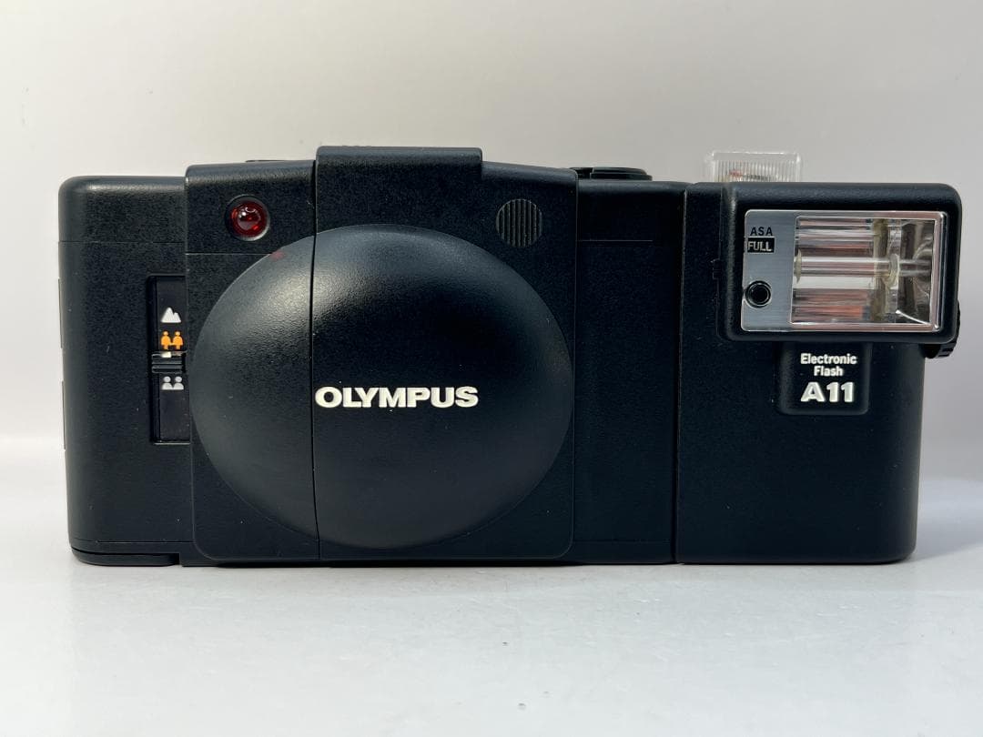 OLYMPUS XA2 A11セット 動作品 コンパクトフィルムカメラ B404
