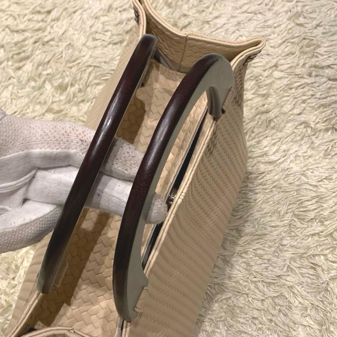 極美品✨傳濱野 プレッソトート ウッドハンドル ハンドバッグ レザー ベージュ