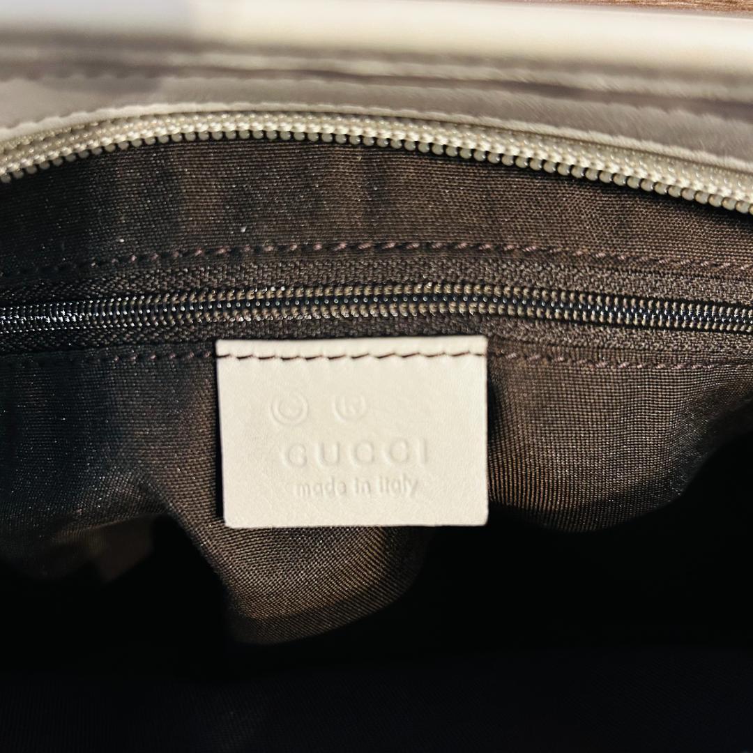 GUCCI　グッチ GGキャンバス　ショルダーバッグ