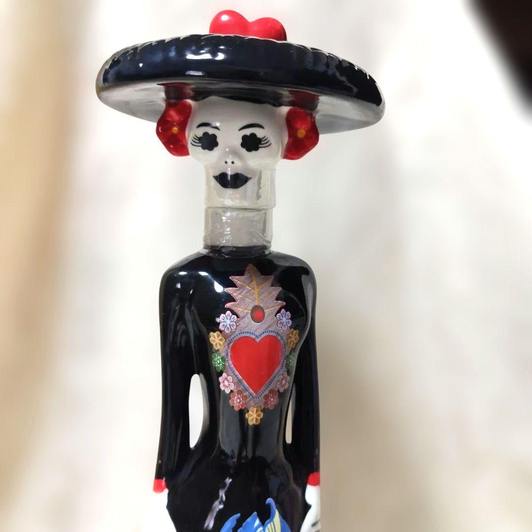 ドーニャ・セリア アネホ 40度 750ml 正規品　テキーラ【新品未開封品】