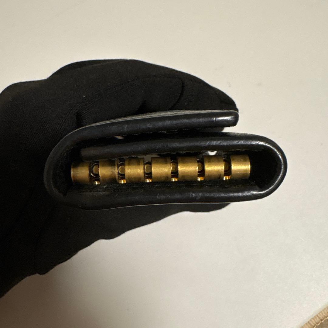 GUCCI グッチ キーケース 蜂モチーフ ブラック レザー