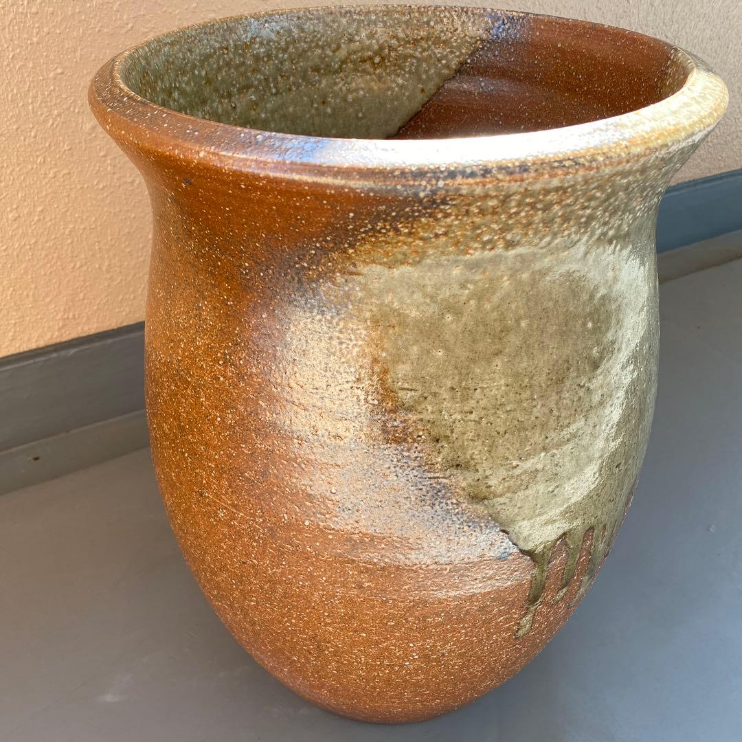 信楽焼き灰釉壷型陶器傘立て植木鉢