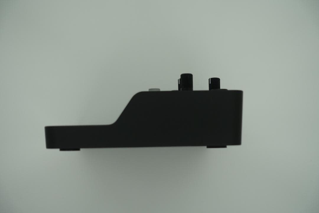 behringer JT-4000 MICRO シンセサイザー