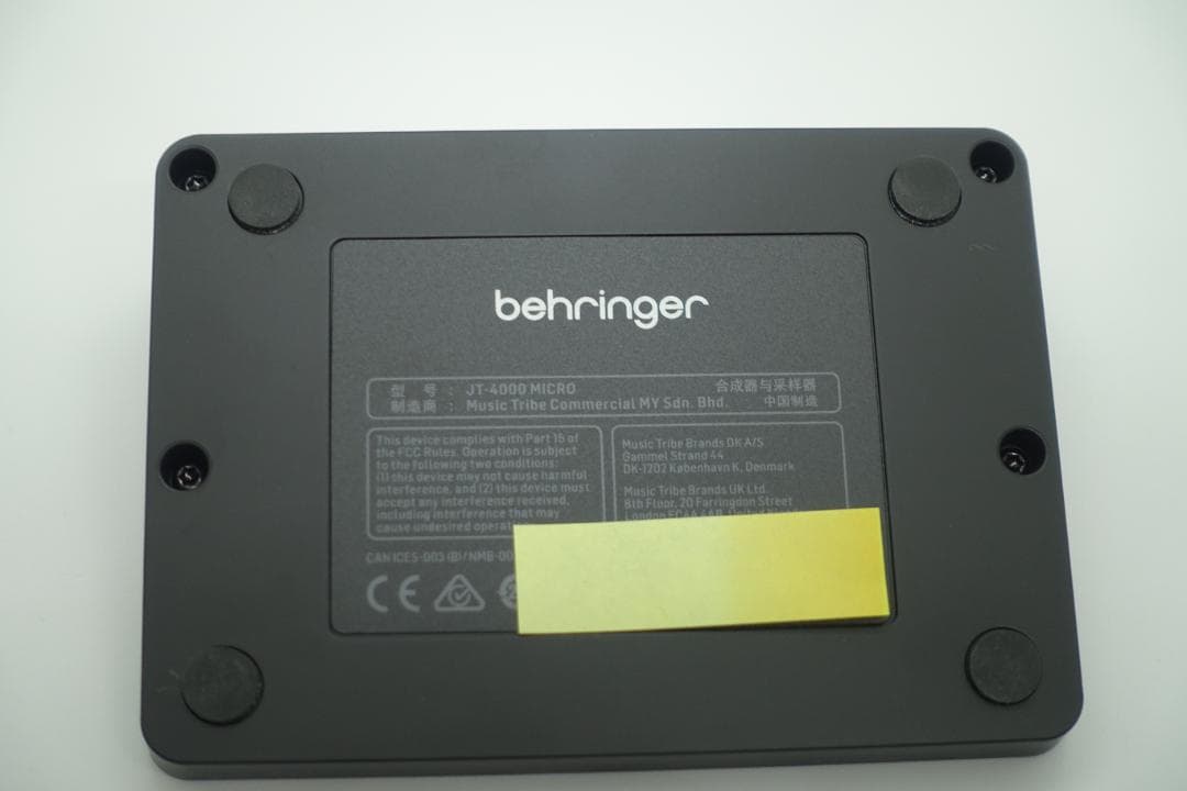 behringer JT-4000 MICRO シンセサイザー