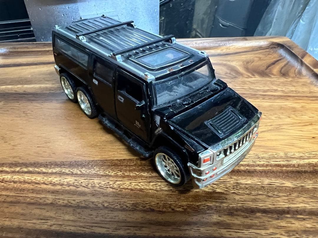 希少　HUMMER H2 6輪　ミニカー