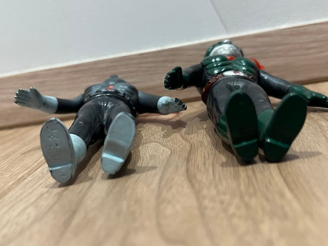 ⚠️当時物・昭和レトロ　仮面ライダー　旧1号　ミニソフビ　マフラー付き