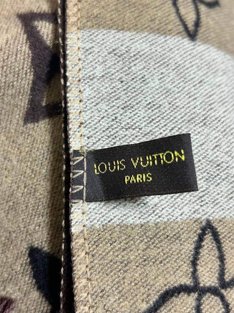 ヴィトンマフラー