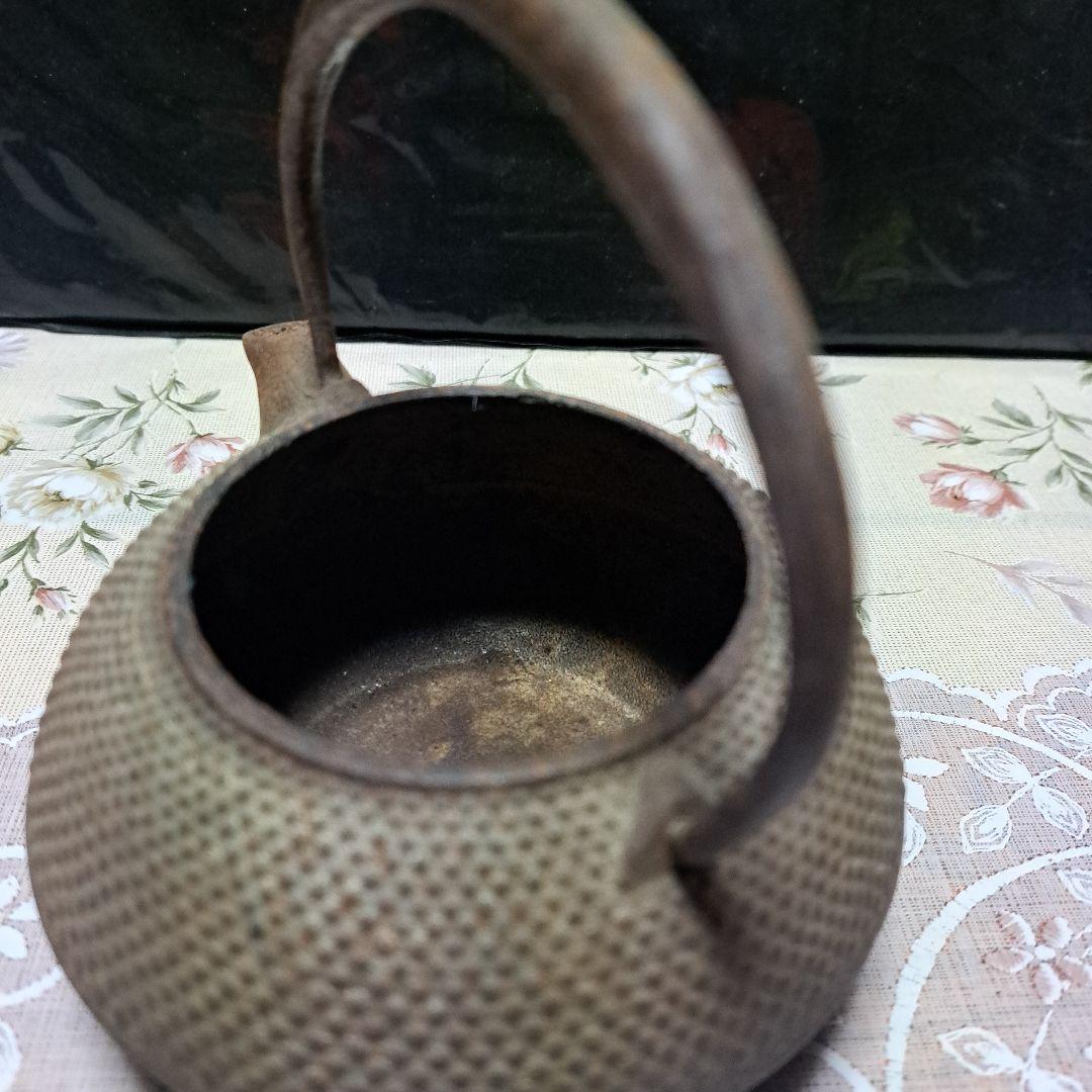 小さな鉄瓶　古物　骨董品