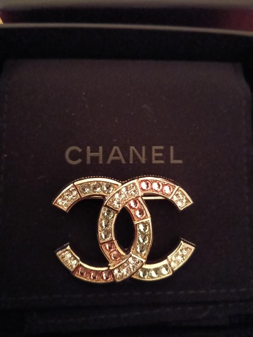 CHANEL ダブルCロゴブローチ