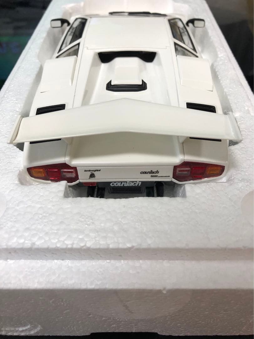 ランボルギーニカウンタックLP5000クワトロバルボーレ 京商 1/18 新品