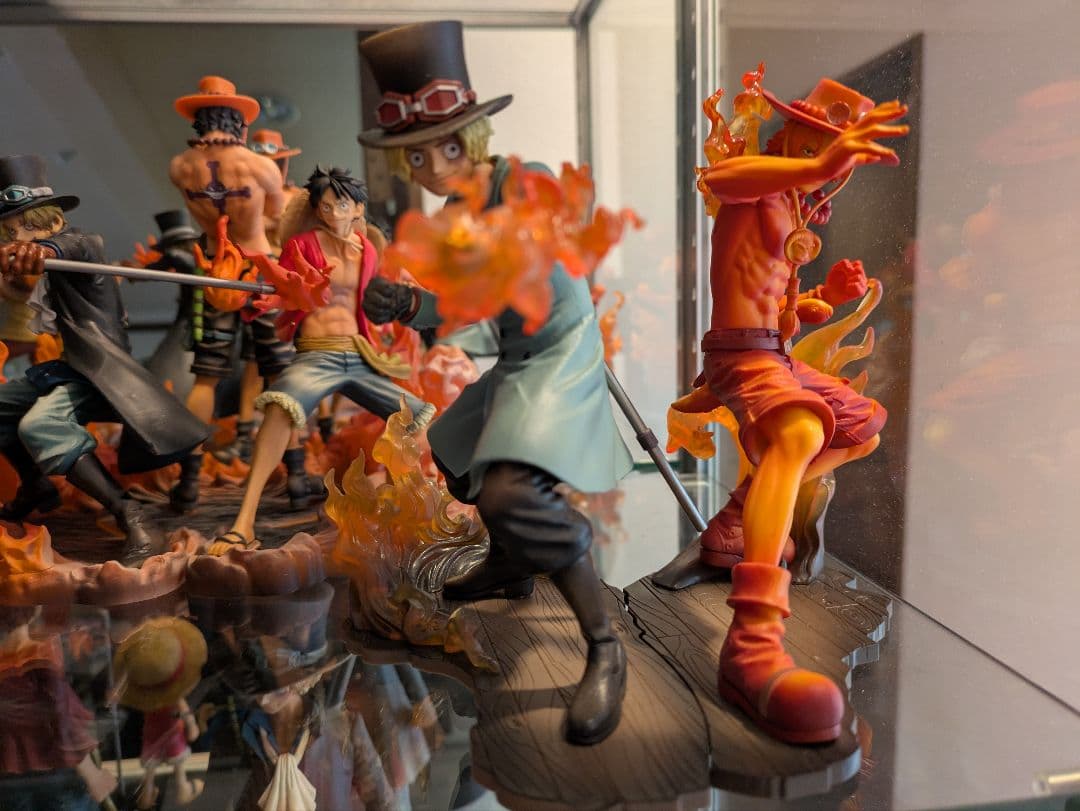 お買い得！最強の3兄弟 豪華20体セット ワンピース ルフィ エース サボ