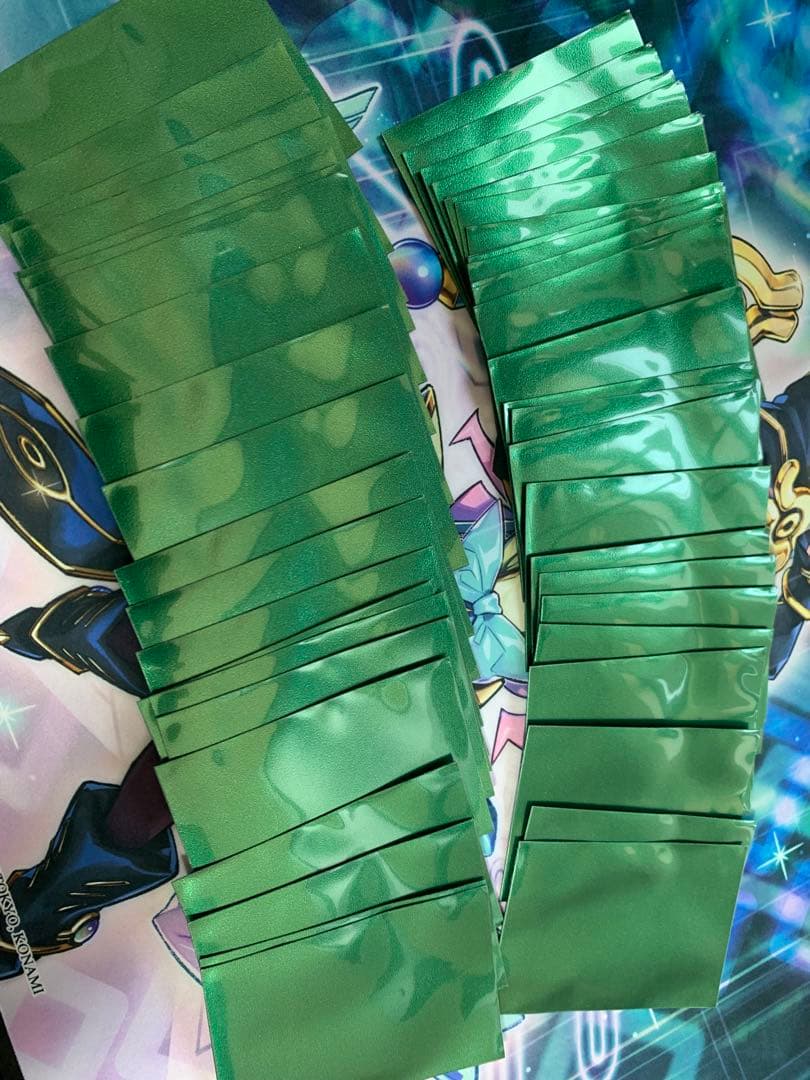 【最終値下げ】遊戯王　初期スリーブ　緑