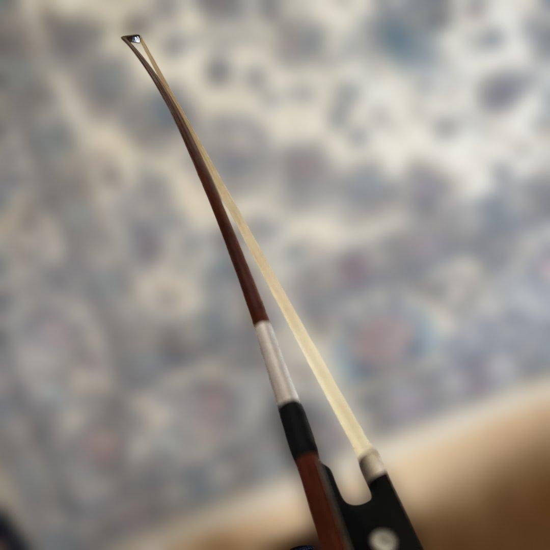 SUGITO バイオリン弓　4/4 フェルナンブーコ　良好