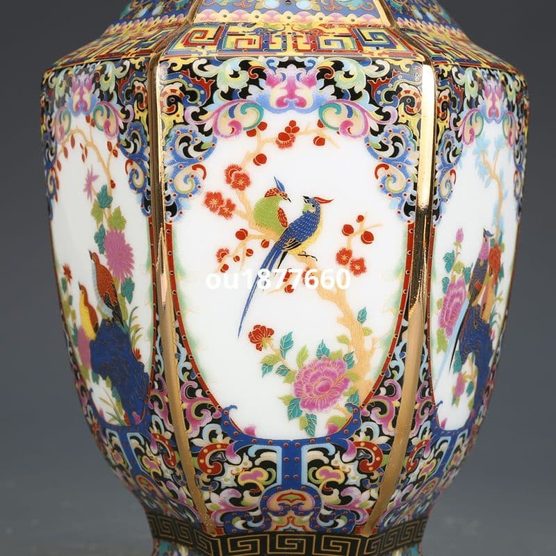 景徳鎮 陶磁器 乾隆琺瑯彩六方瓶 装飾品 現代工芸品 美術品 置物