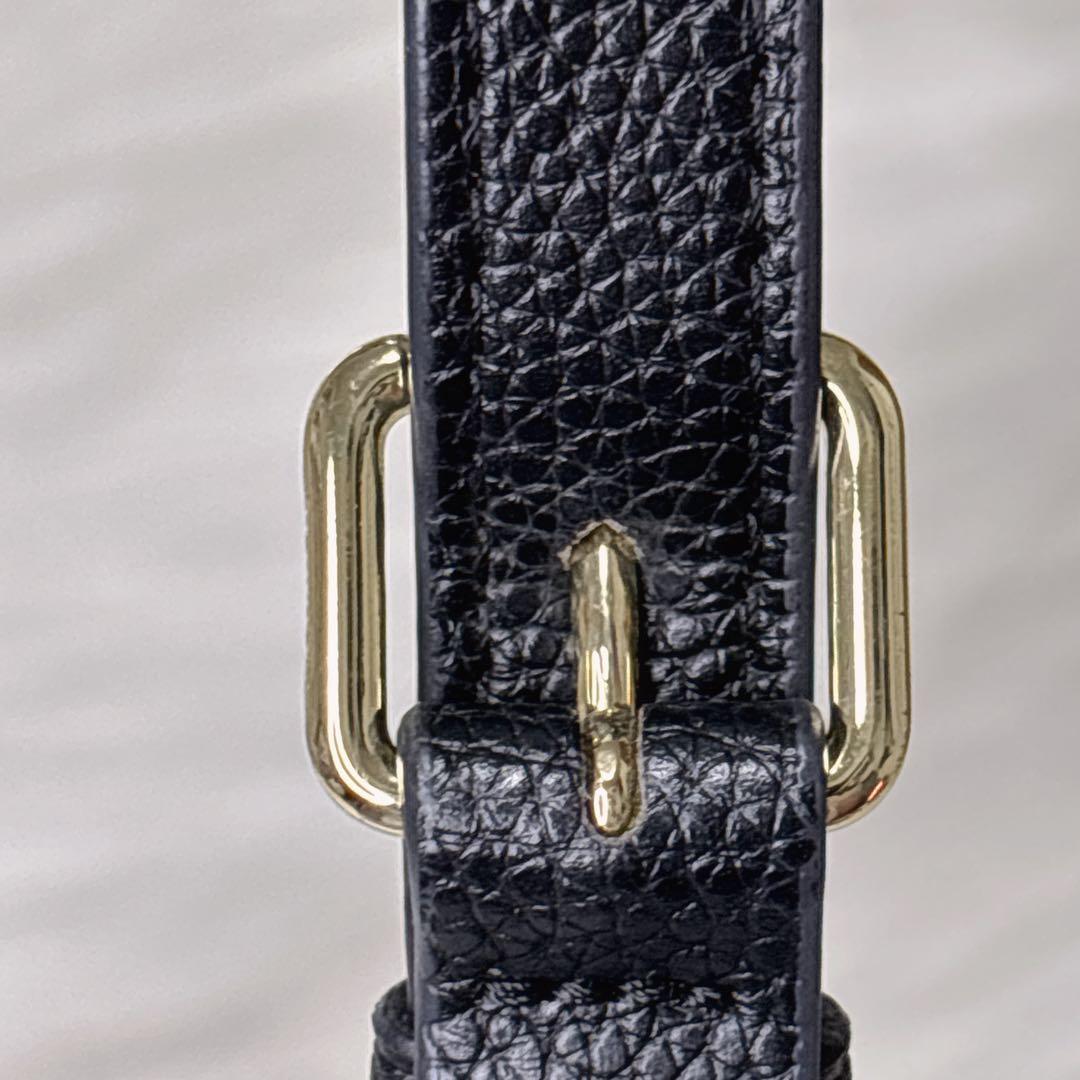 COACH ブラックレザー ショルダーバッグ カメラバッグ 金チェーンショルダー