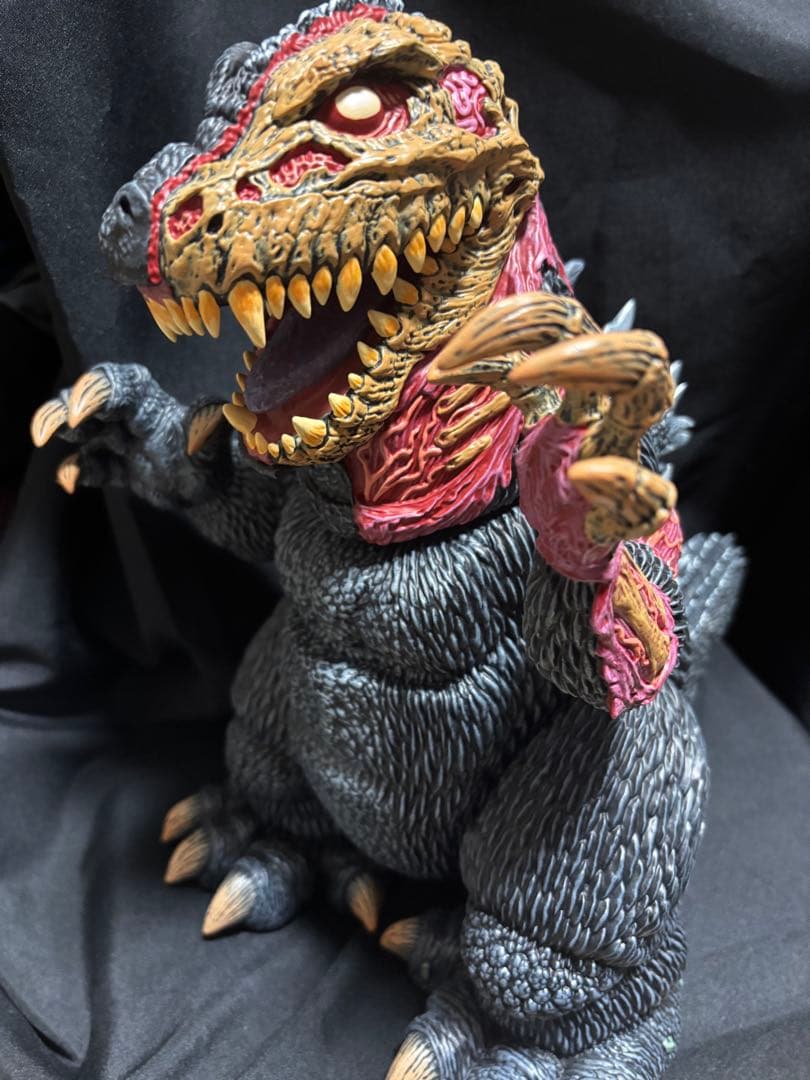 MONDO x JAMES GROMAN ゴジラ