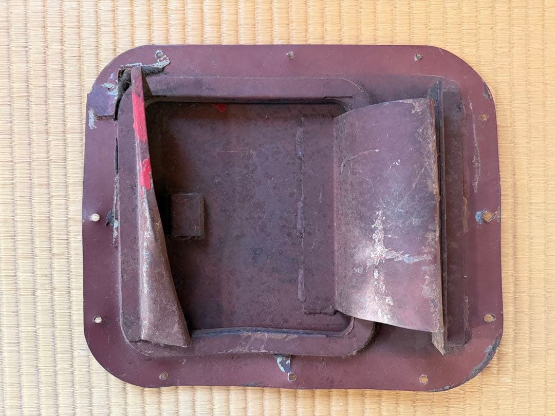 113系ドアコック蓋　点検蓋　鉄道部品