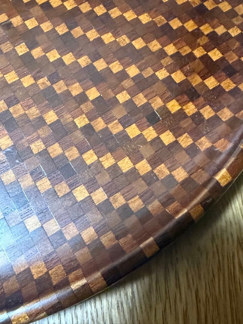 箱根細工　丸盆　市松模様　天然木　31センチ