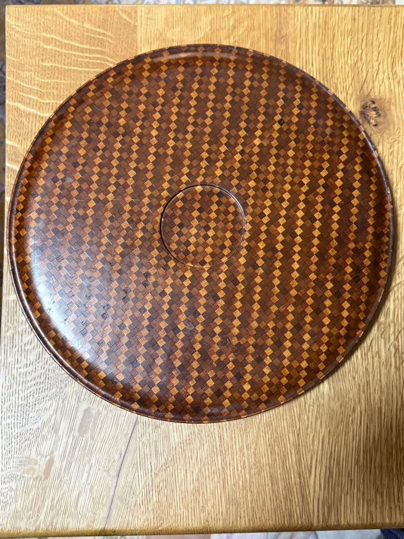 箱根細工　丸盆　市松模様　天然木　31センチ