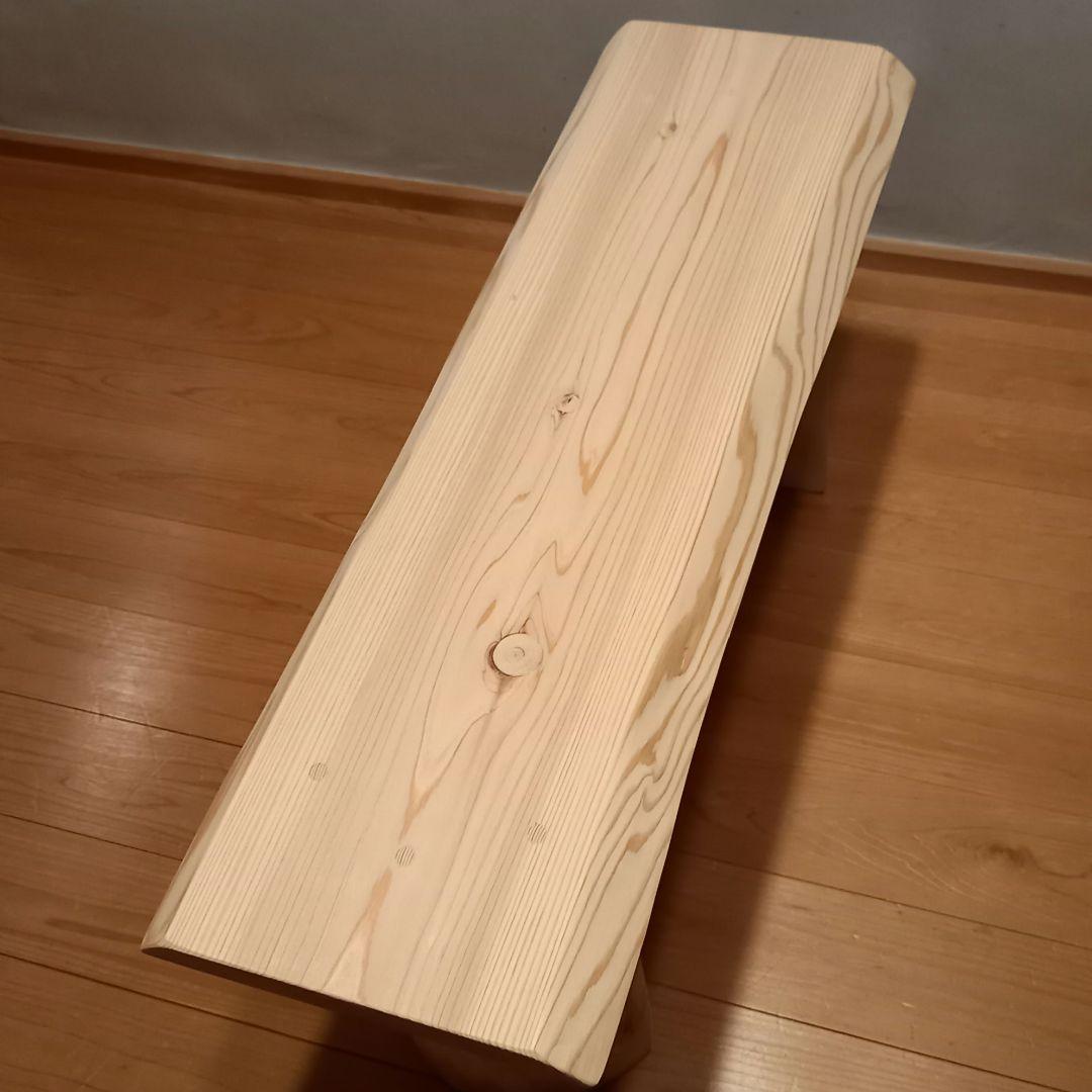 一点物　国産杉スツール、ベンチ　無垢一枚板&丸太半割りログ脚、湾曲枝部材使用