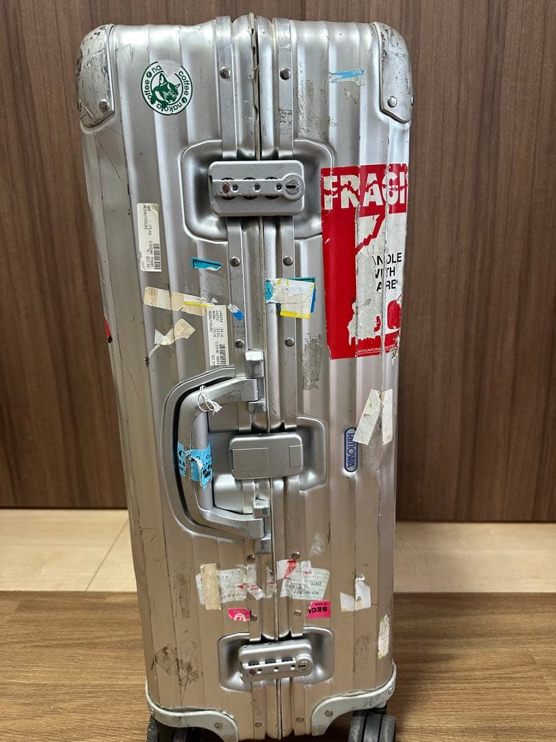 リモワRIMOWA トパーズ82リットル