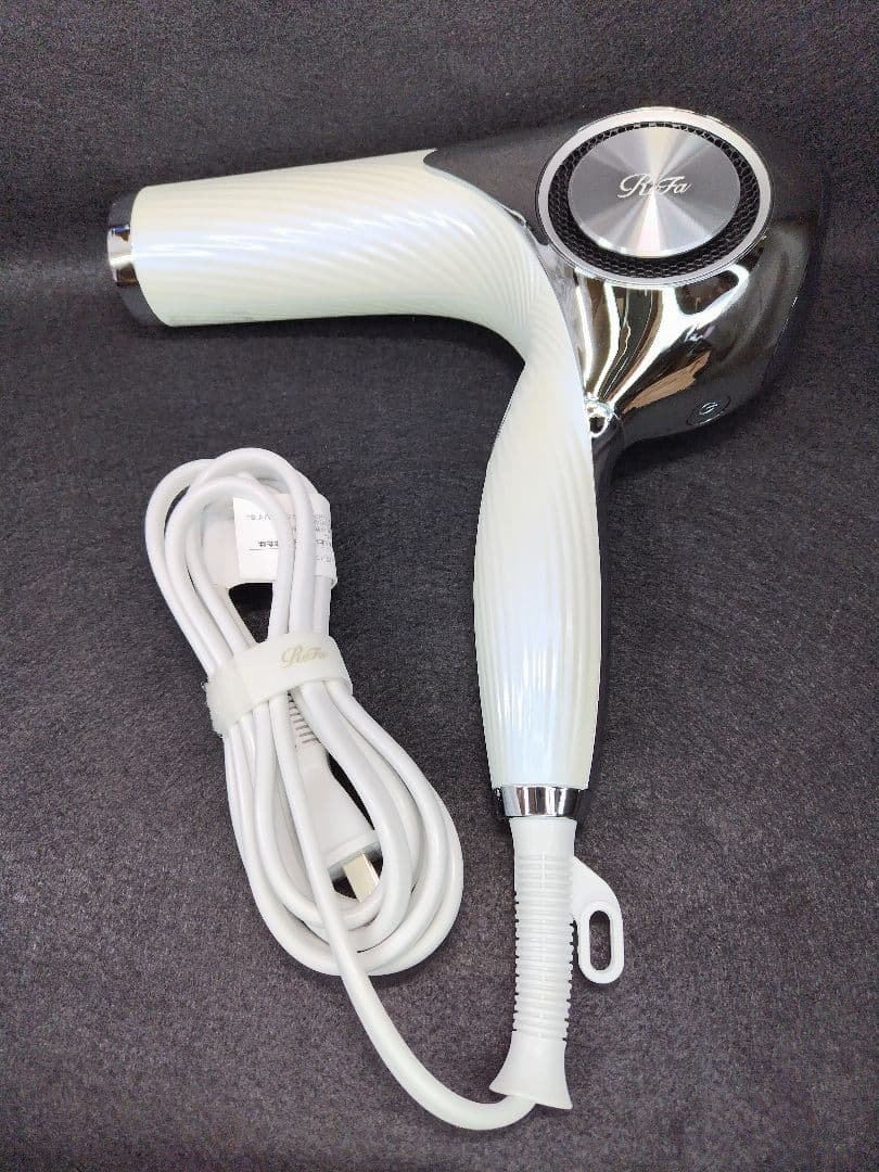 リファ ビューテック ドライヤー RE-AJ02A ホワイト