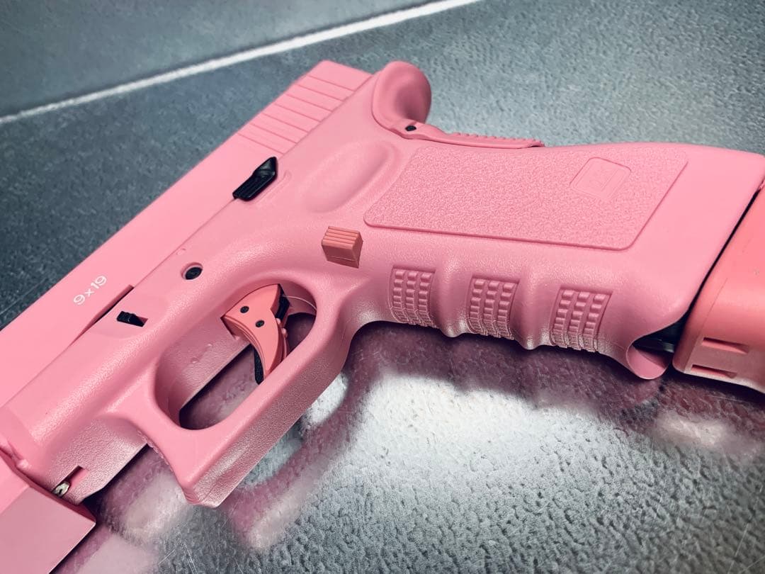 東京マルイ グロック17 ガスブローバック ピンク コンペンセイター カスタム