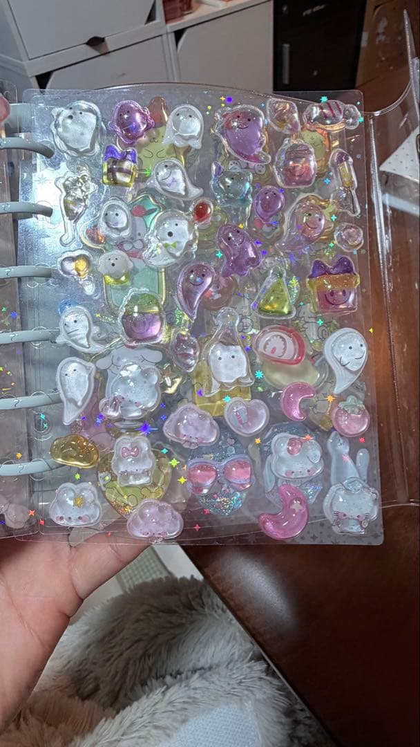 カラフルキャラクターシールセット