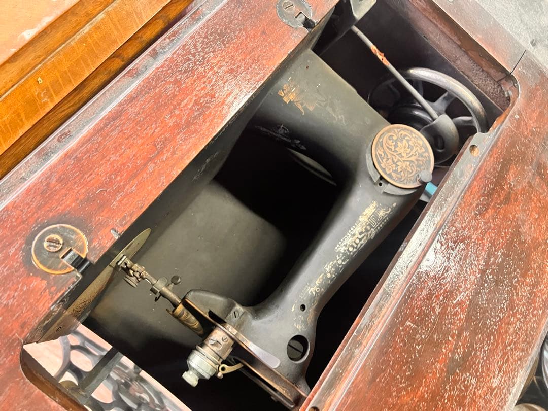 166 USAアンティーク 1916年　SINGERシンガーミシン　手回しミシン