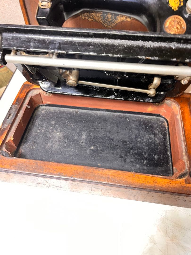 166 USAアンティーク 1916年　SINGERシンガーミシン　手回しミシン