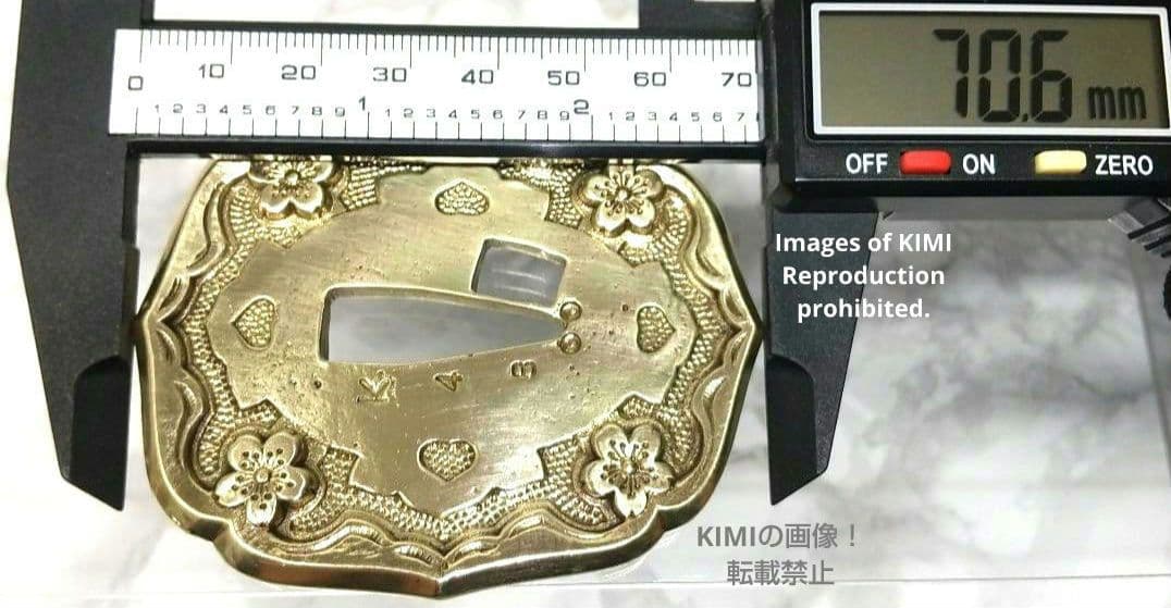 九八式軍刀の鍔 真鍮製 桜 九八式軍刀 Gunto Tsuba 軍装美術 K48