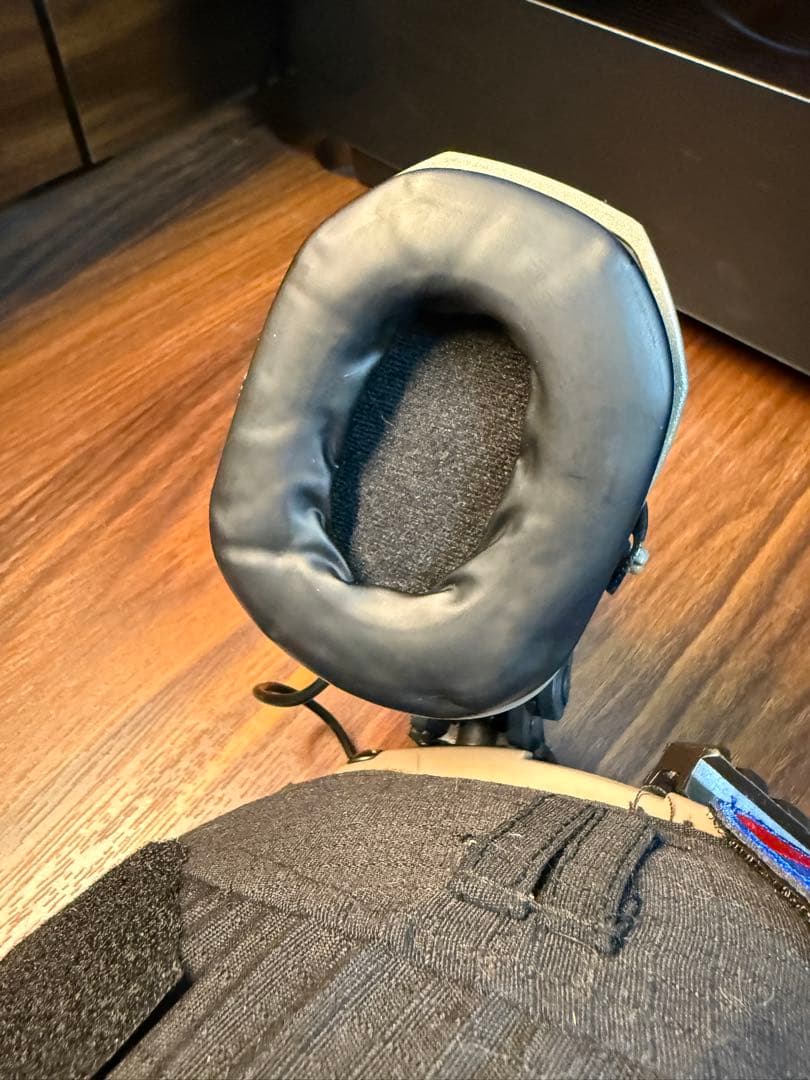 タクティカルヘルメット