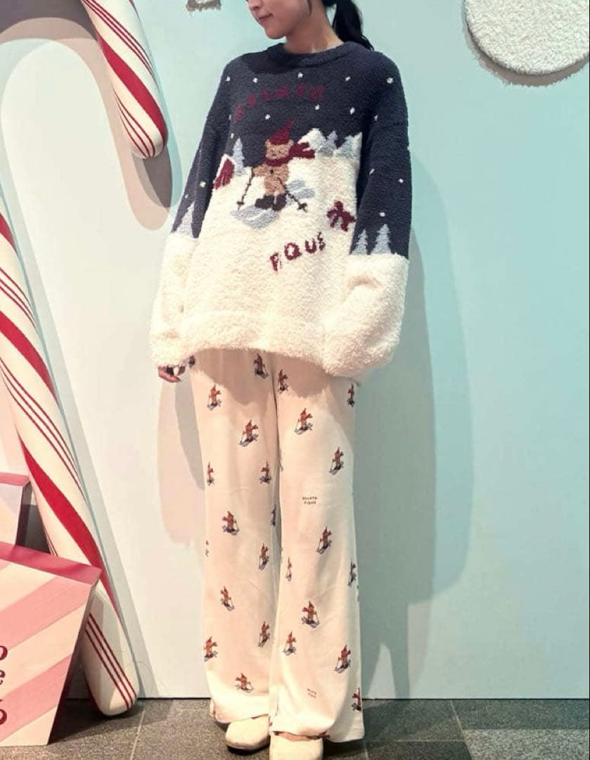 新品HOLIDAYスキーベアジャガードプルオーバー　パンツ　上下　ジェラートピケ