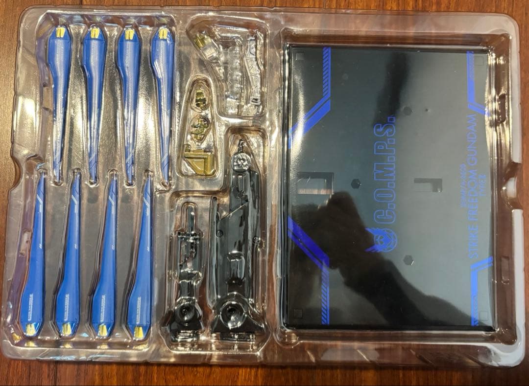 美品　メタルロボット魂　ストライクフリーダム弐式 プラウドディフェンダー