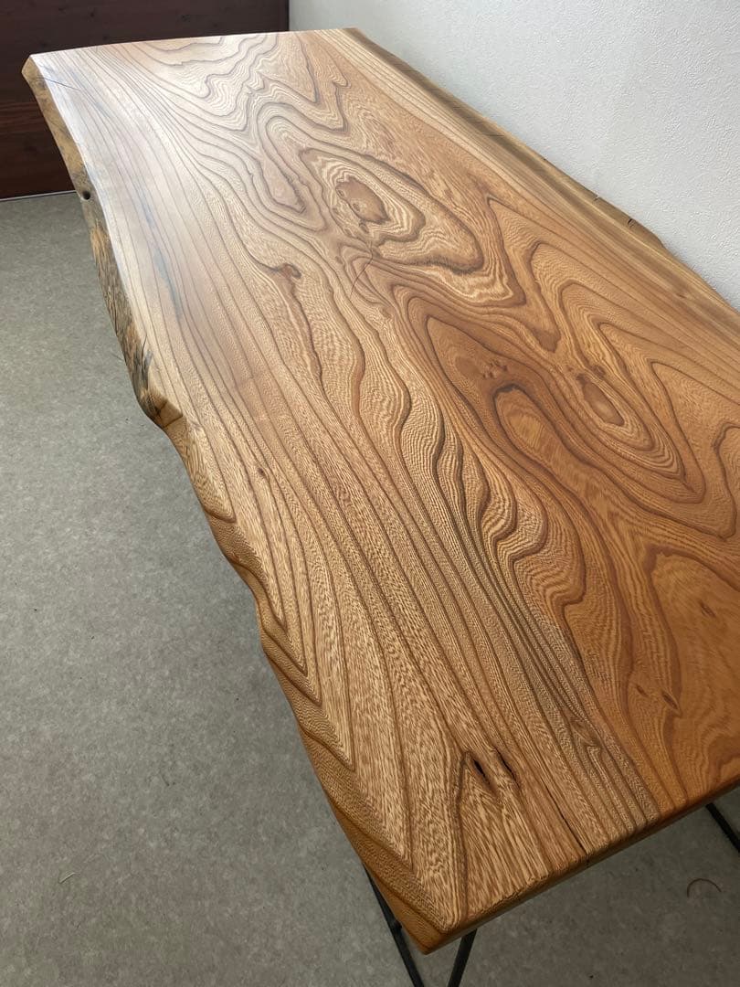 欅無垢一枚板ダイニングテーブル　オイル仕上げ　アイアン脚