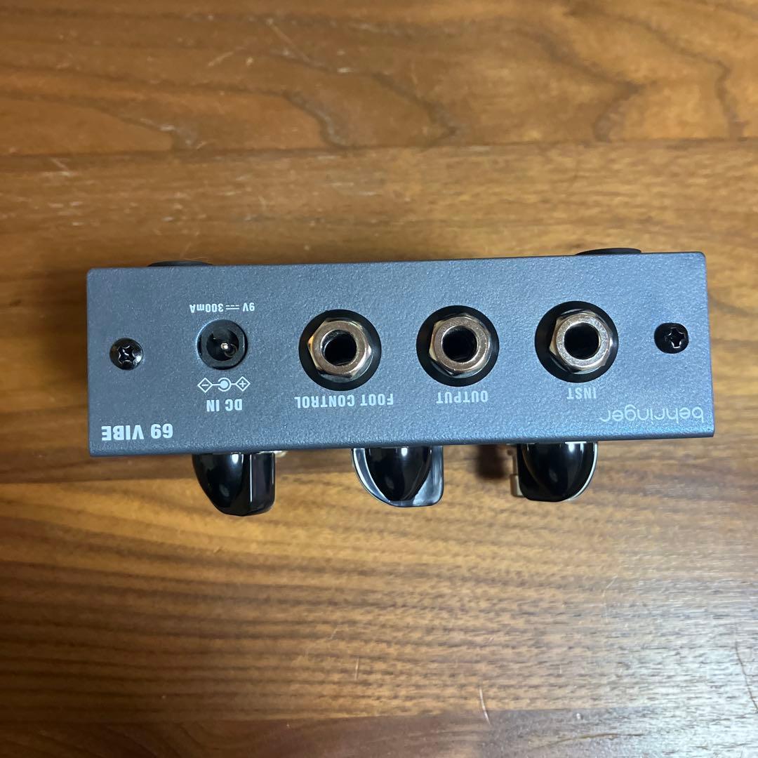behringer 69 Vibe ギターエフェクター
