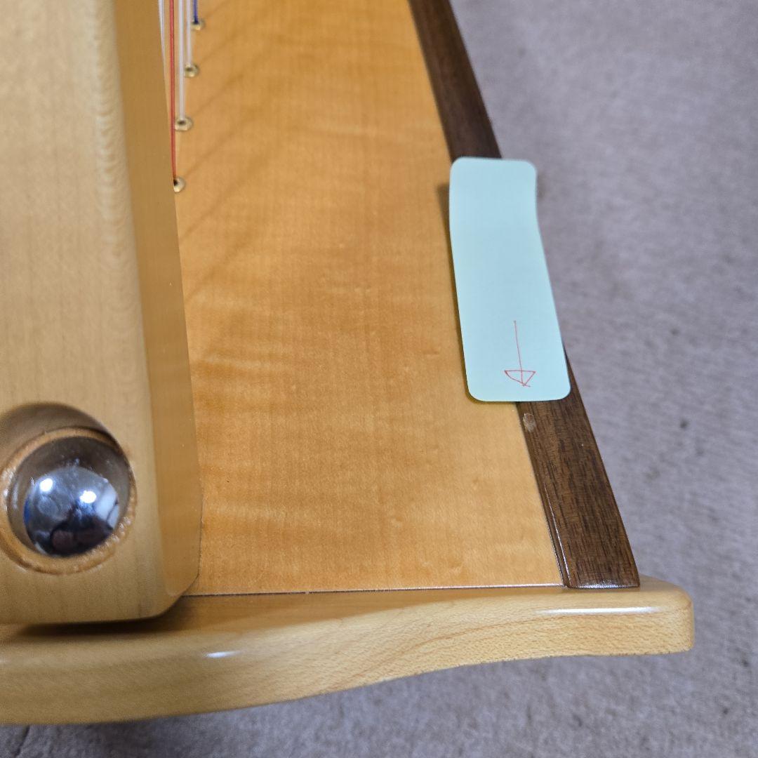 青山ハープ社製25弦サウルハープ(メープル材)